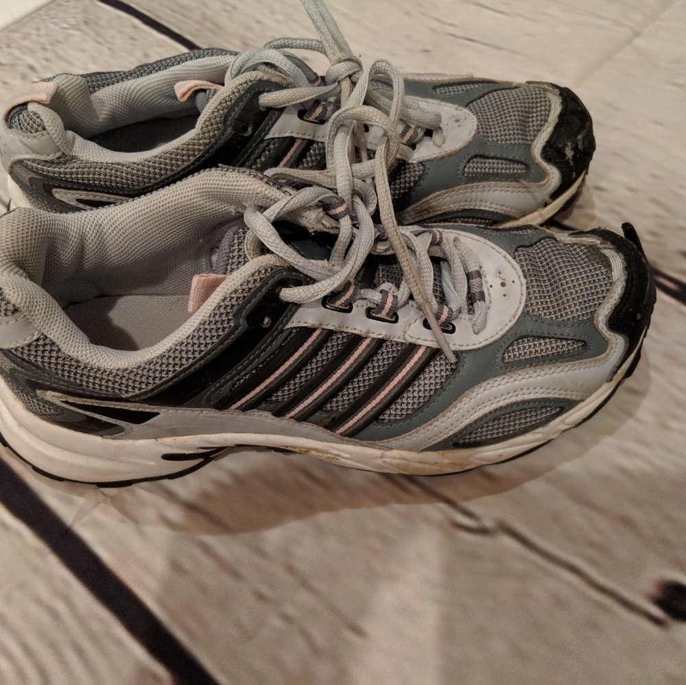 Adidas‎ women's running shoes